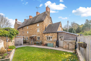 Aynho Road Adderbury